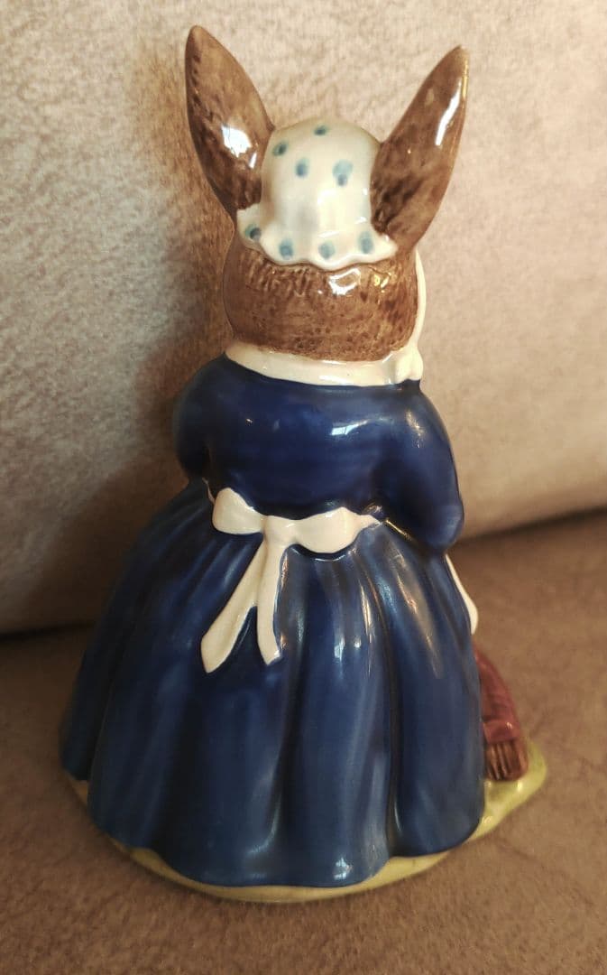 ロイヤルドルトン バニキンズ フィギュリン 陶器 うさぎ