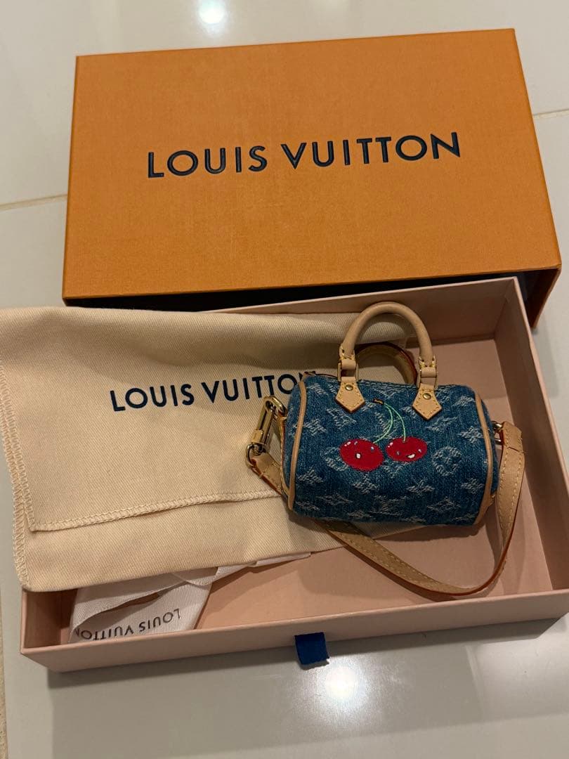 LOUIS VUITTON 村上隆　チャーム　チェリー　マイクロスピーディー