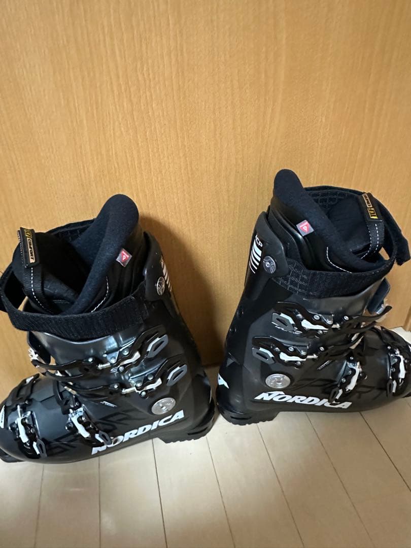 Nordica スキーブーツ ACPシステム　27.5cm 未使用品(試着のみ)