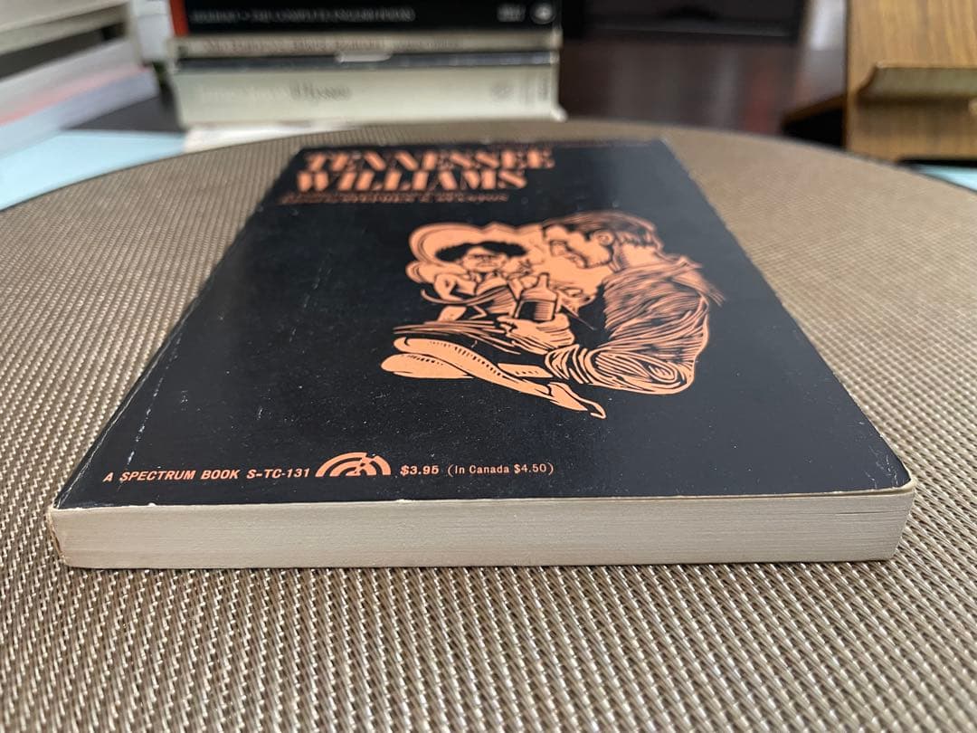 洋書 Tennessee Williams: Critical Essays