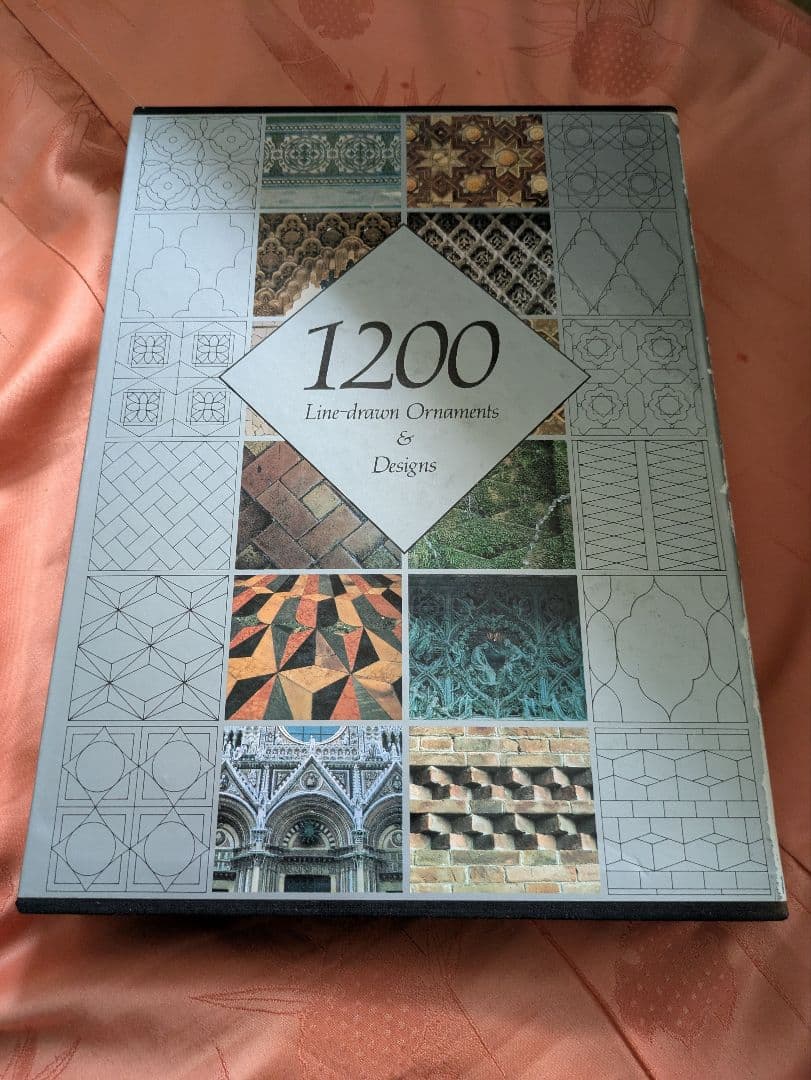 線描オーナメント１２００