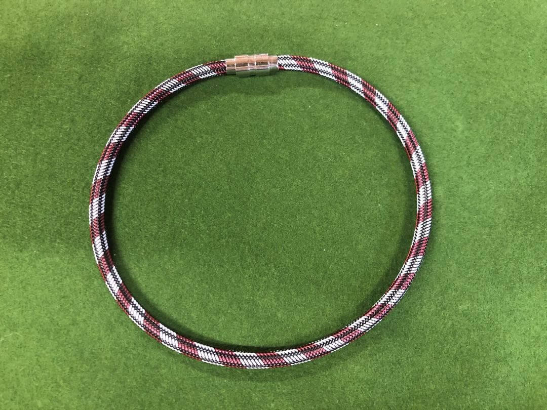 天然鉱石パワーバンド　元気の力 つける　温泉で健康体へ