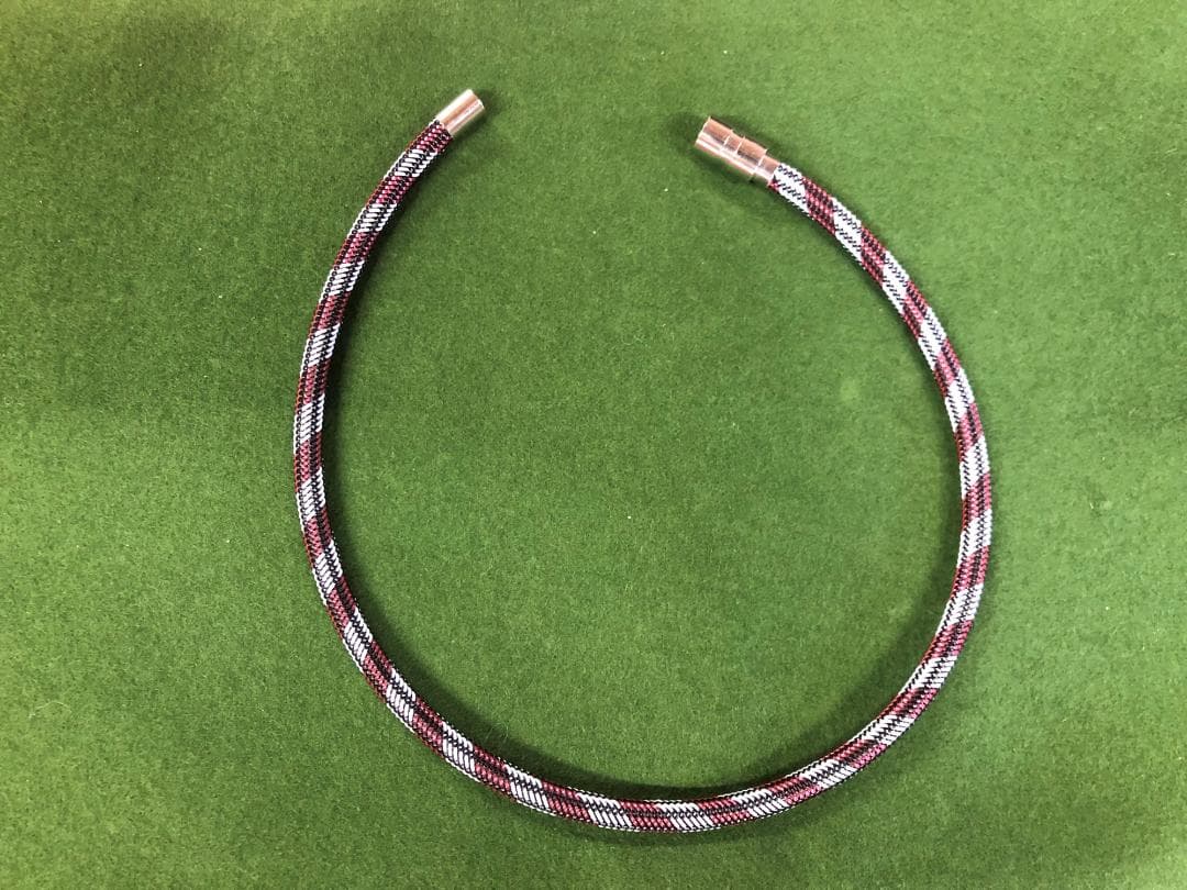 天然鉱石パワーバンド　元気の力 つける　温泉で健康体へ