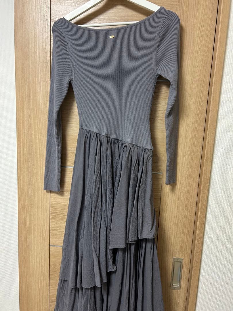 anuans ボートネックイレギュラーヘムドッキングニットワンピース