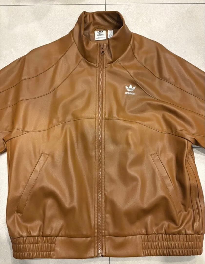 【美品】adidasオリジナル　フェイクレザージャケット　ブラウン　Lサイズ