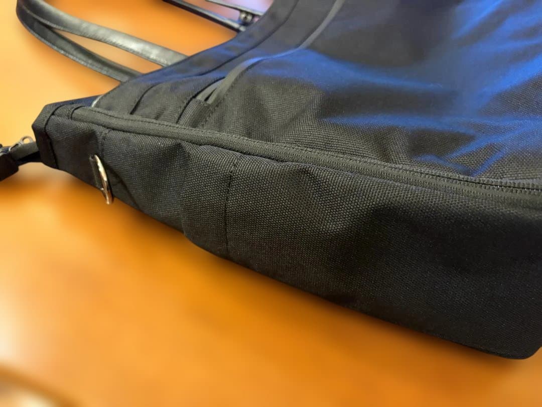 Evoon ととのうトート2.0 未使用級 ビジネスバッグ PC収納 大容量