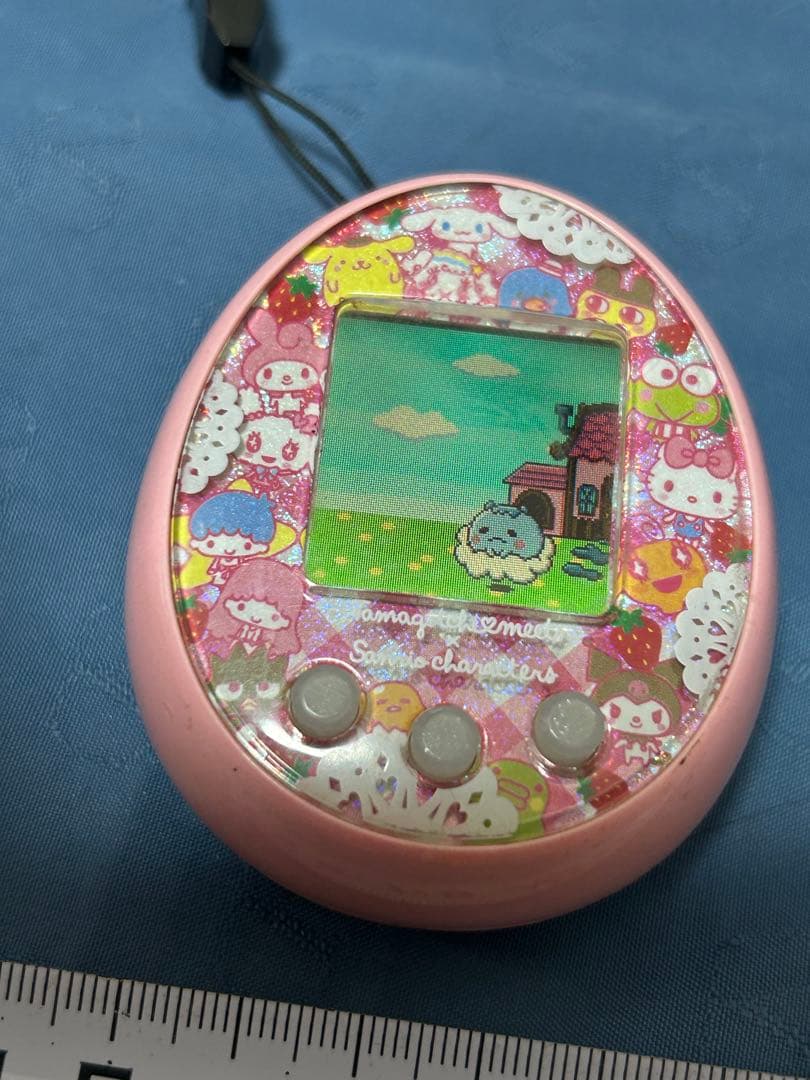 バンダイ　たまごっちみーつ　サンリオキャラクターズ