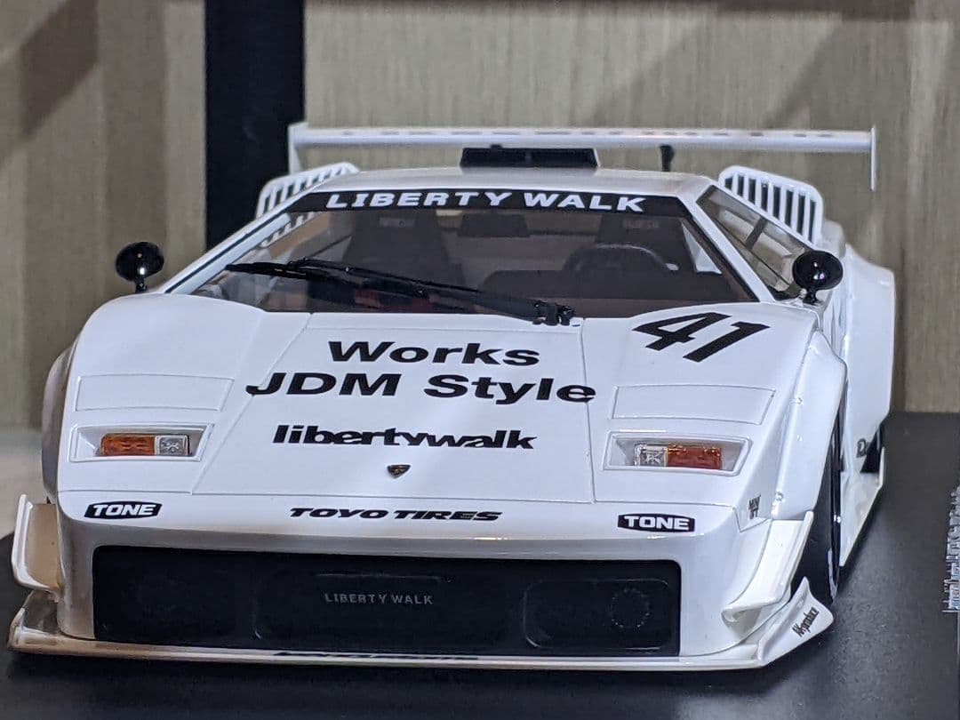 1/18 TOP SPEED カウンタック　東京オートサロン　LBWK