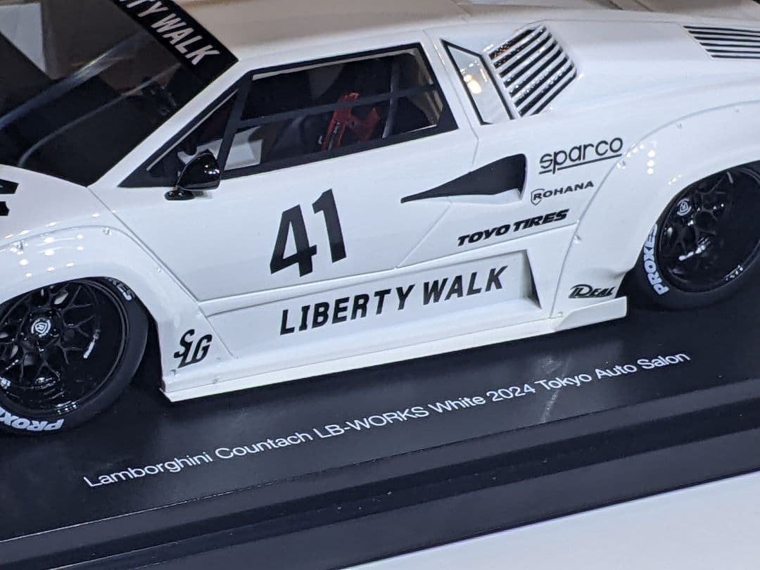 1/18 TOP SPEED カウンタック　東京オートサロン　LBWK