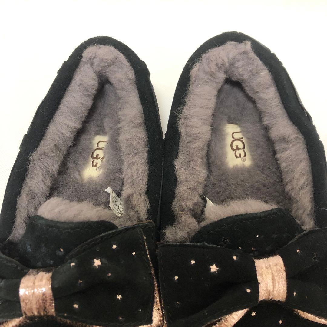 UGG ダコタスターガール ブラック リボン付き モカシン 23cm