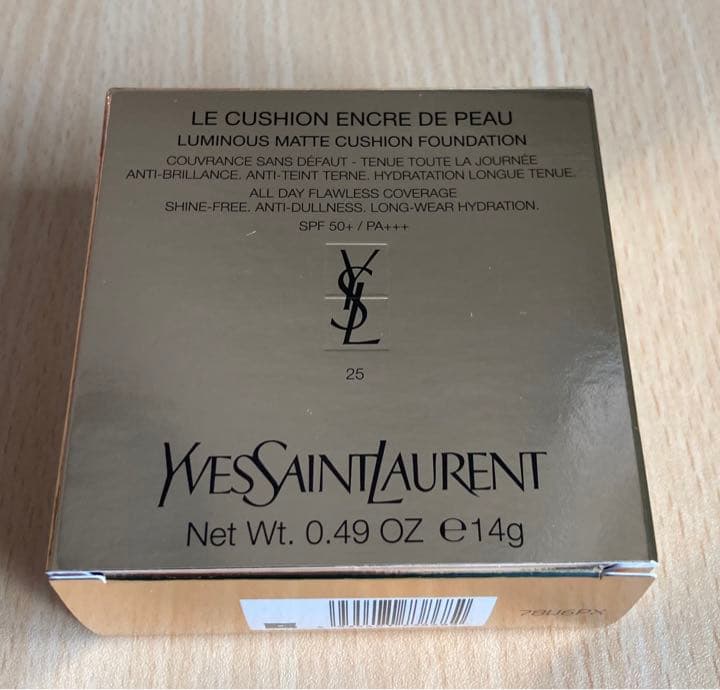 新品　YSL イヴ・サンローラン アンクル ド ポー ルクッションN 25