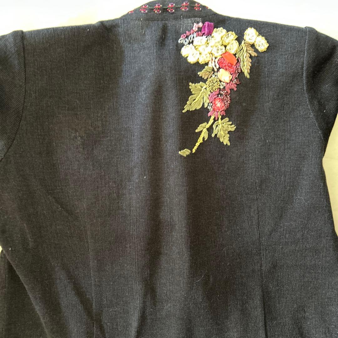 ATELIER SAGAN刺繍入りカーディガン 黒　アトリエサガンL 麻100