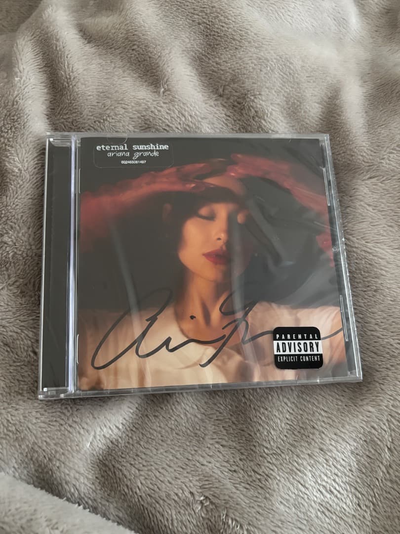 Ariana Grande サイン入り CD eternal sunshine