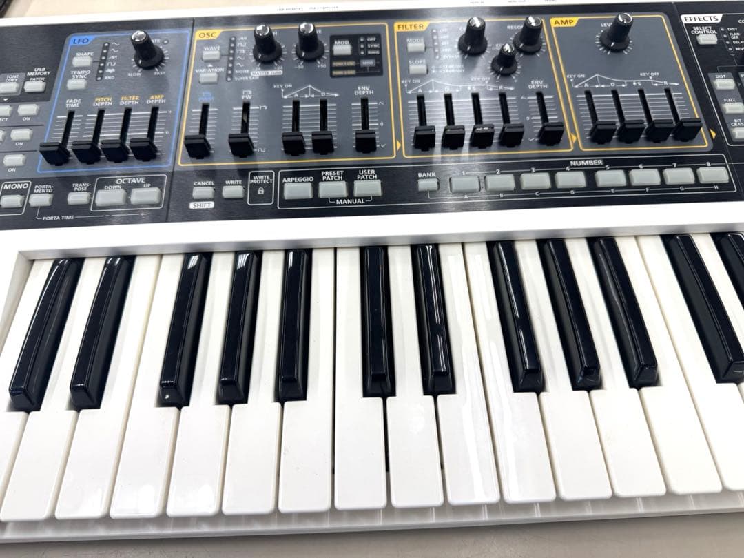 Roland GAIA SH-01 ローランド シンセサイザー 37鍵