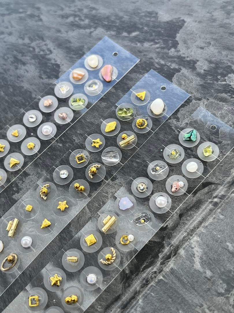 【older page】耳つぼシール 耳つぼジュエリー