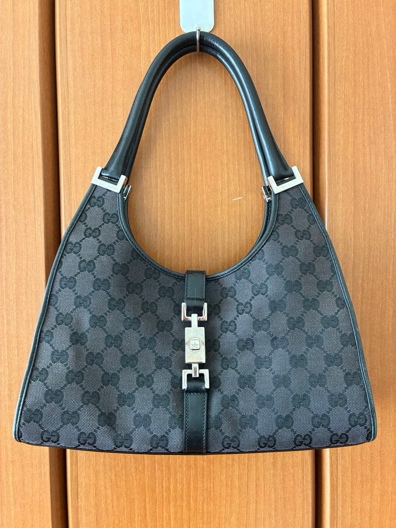GUCCI グッチ　ブラック ハンドバッグ