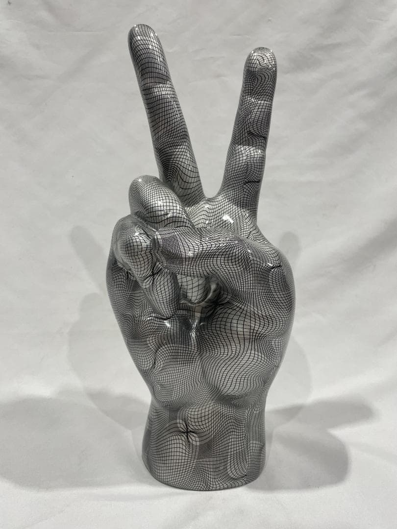 ＊廃番＊　KARE　デコハンドヴィクトリー　グレーオブジェ