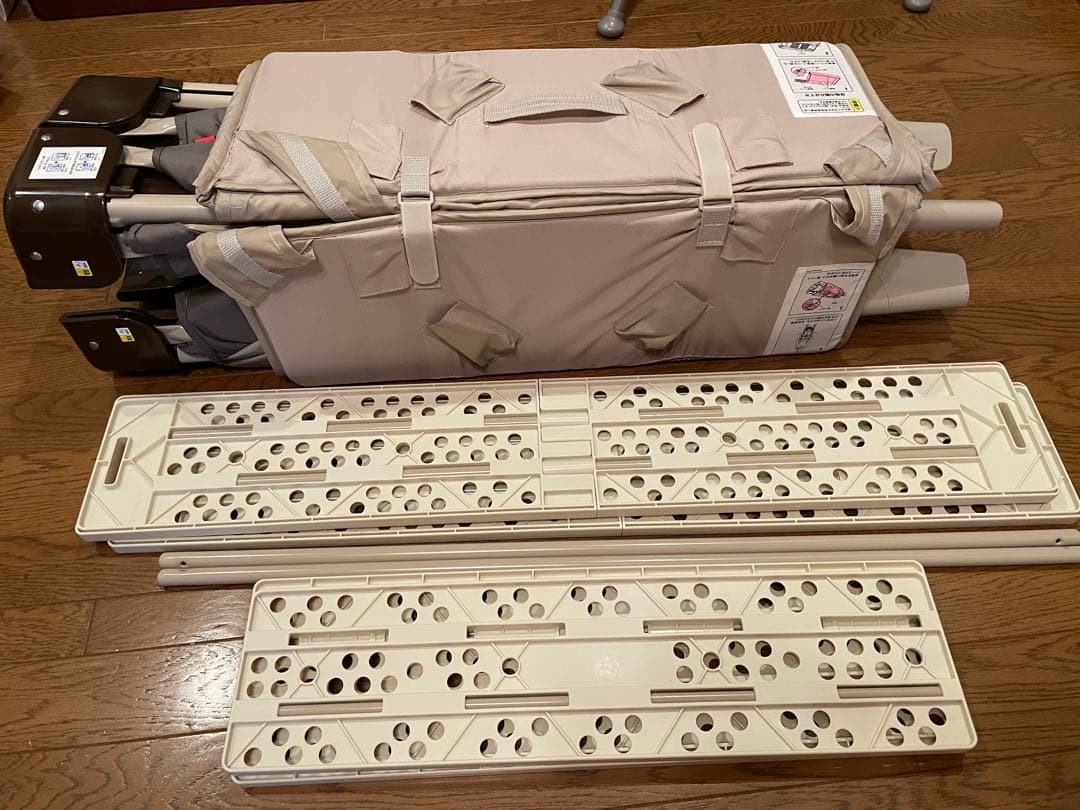 【美品】アップリカ　ココネルエアー　ベッド