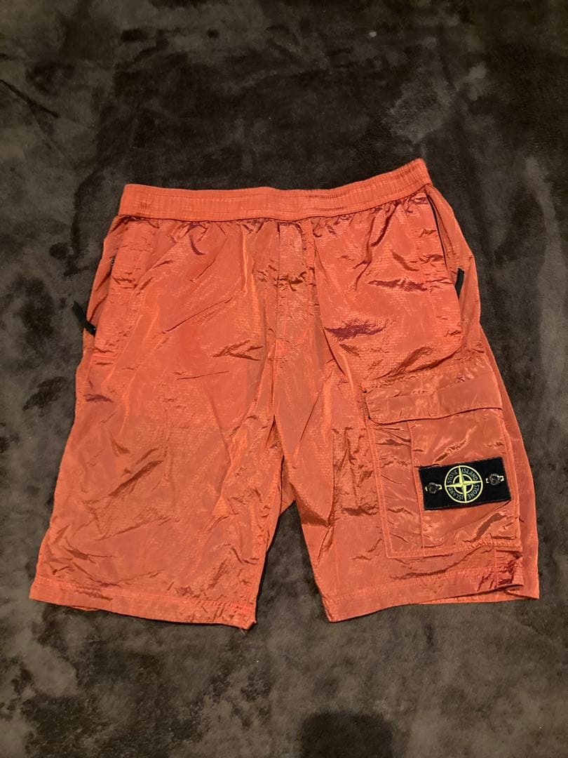 ストーンアイランド ナイロンショートパンツ