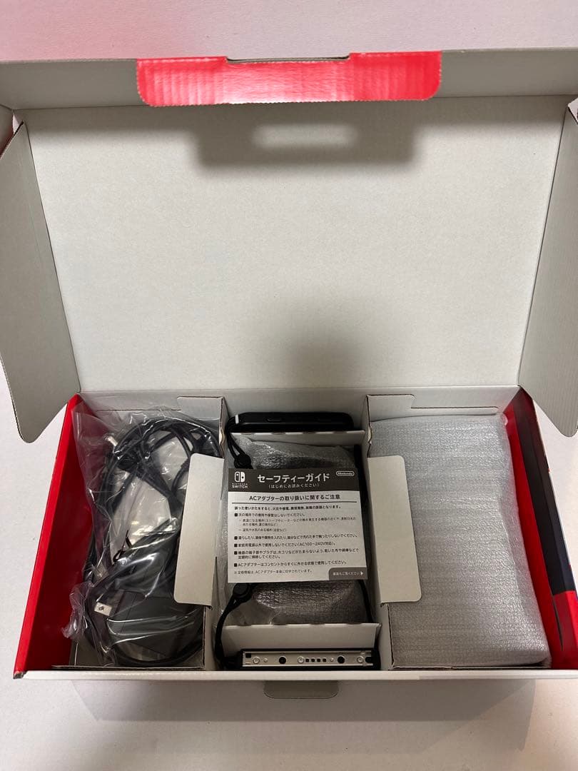 美品　Nintendo Switch 本体