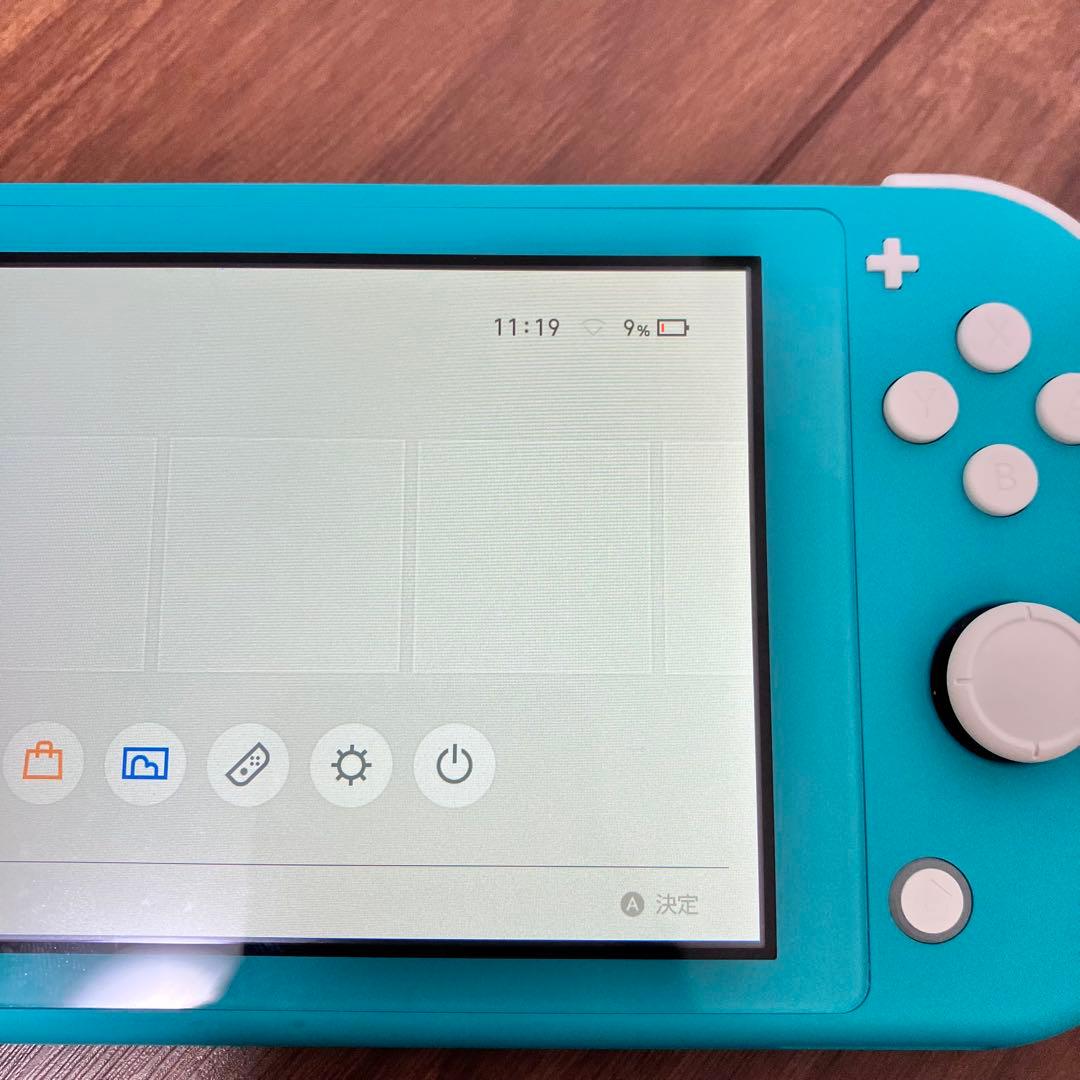w*8様 Nintendo Switch Light 本体　ターコイズブルー