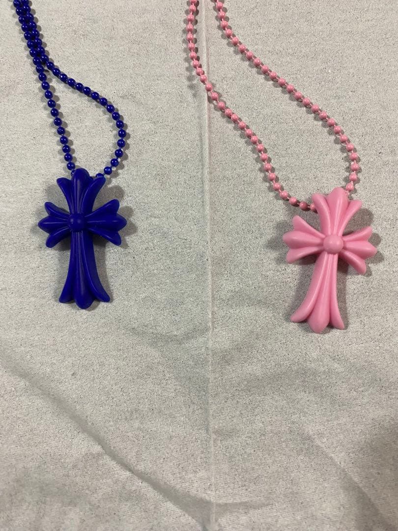 値下げCHROME HEARTS クロスペンダント 2色セット