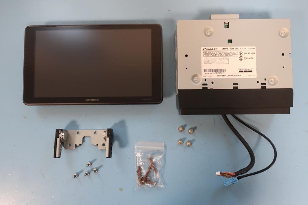 Pioneer ディスプレイオーディオ DMH-SF500