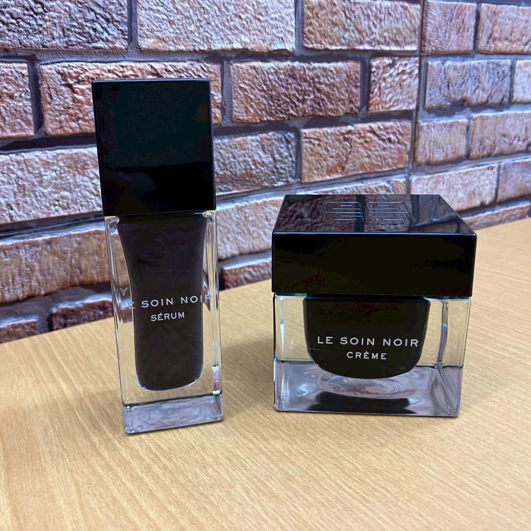 ☆ジバンシイ　ソワンノワール　美容液＆クリームセット
