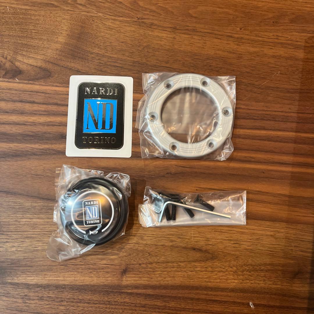 ナルディ　ウッドステアリング　N162 正規品
