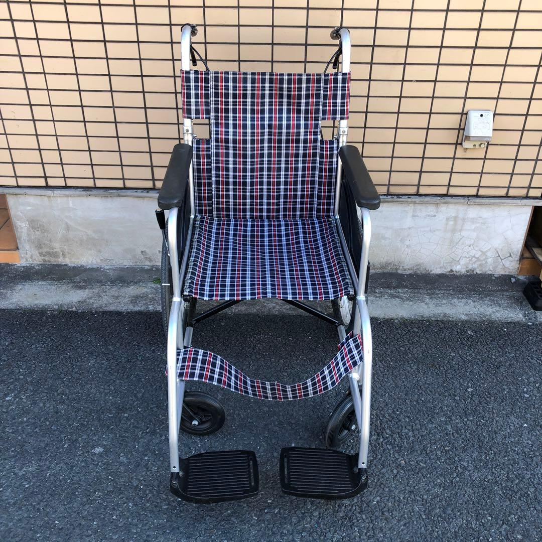 と30● NEO-2 NISSIN 介助式 車椅子 ノーパンクタイヤ