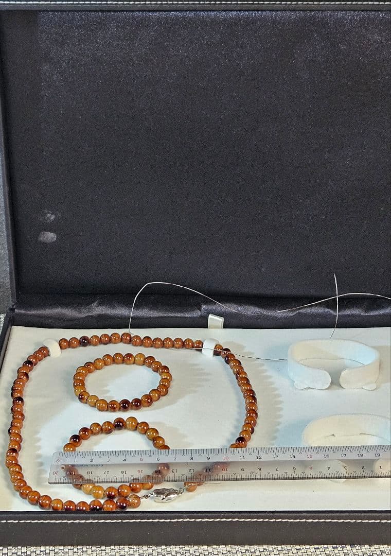 タイガーアイ　ネックレス　ブレスレット×2　3点セット　ケース入り　虎目石
