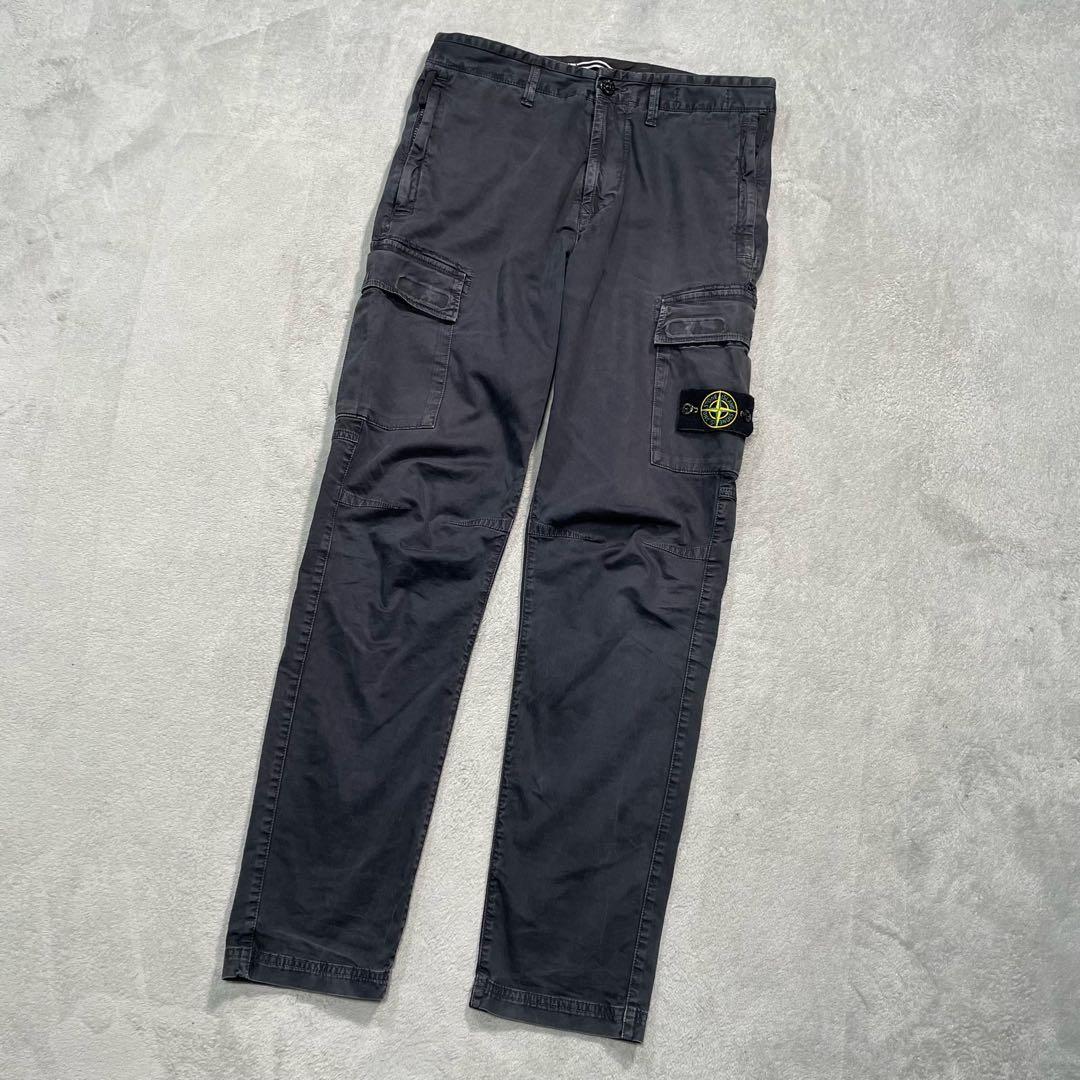 ストーンアイランド　カーゴパンツ　ブラック　W30
