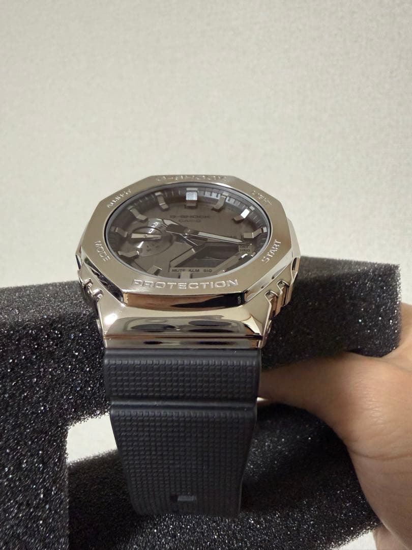 【美品】GーSHOCK 2100シリーズ/GM-2100-1AJF