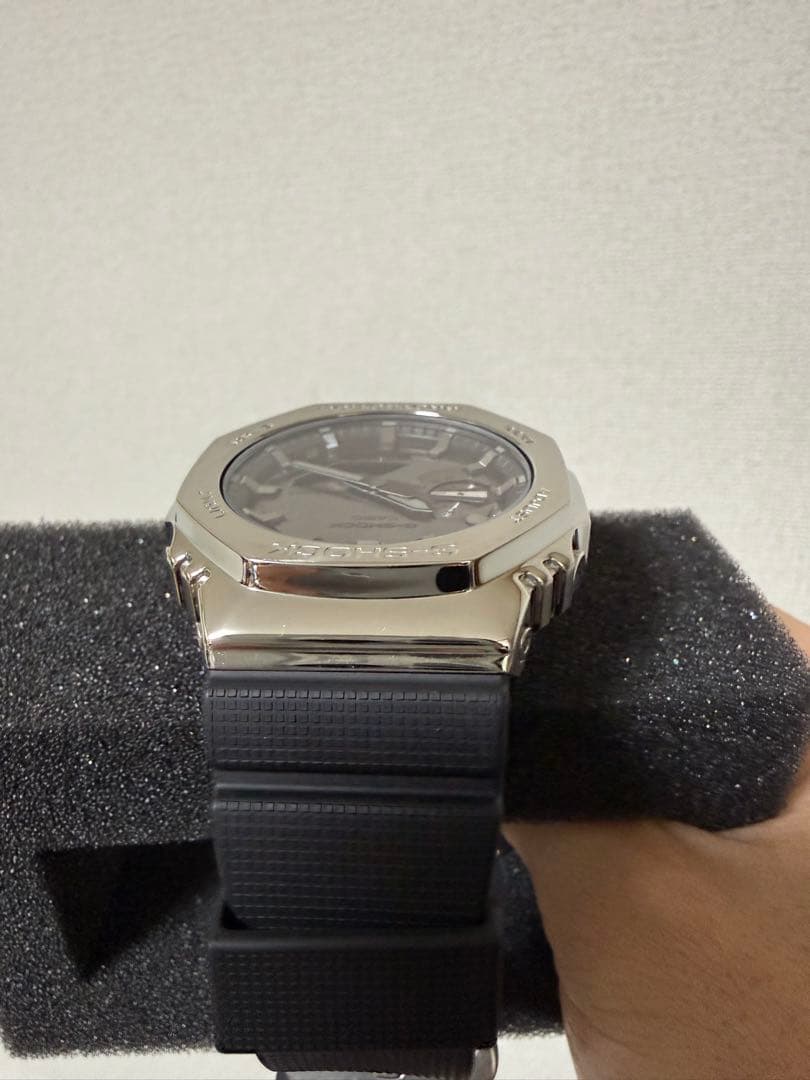 【美品】GーSHOCK 2100シリーズ/GM-2100-1AJF