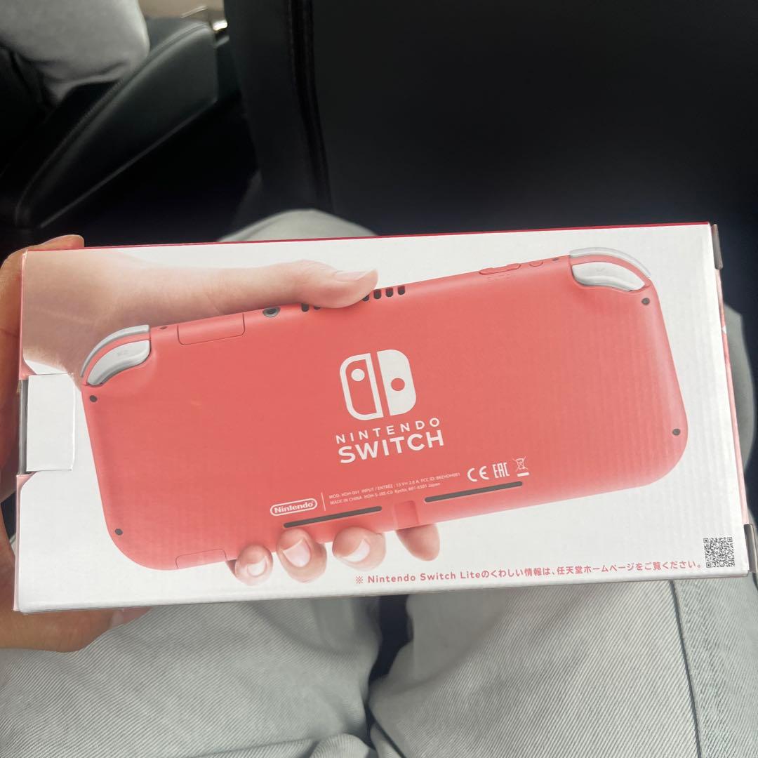 Nintendo Switch ライト　ピンク　新品未開封