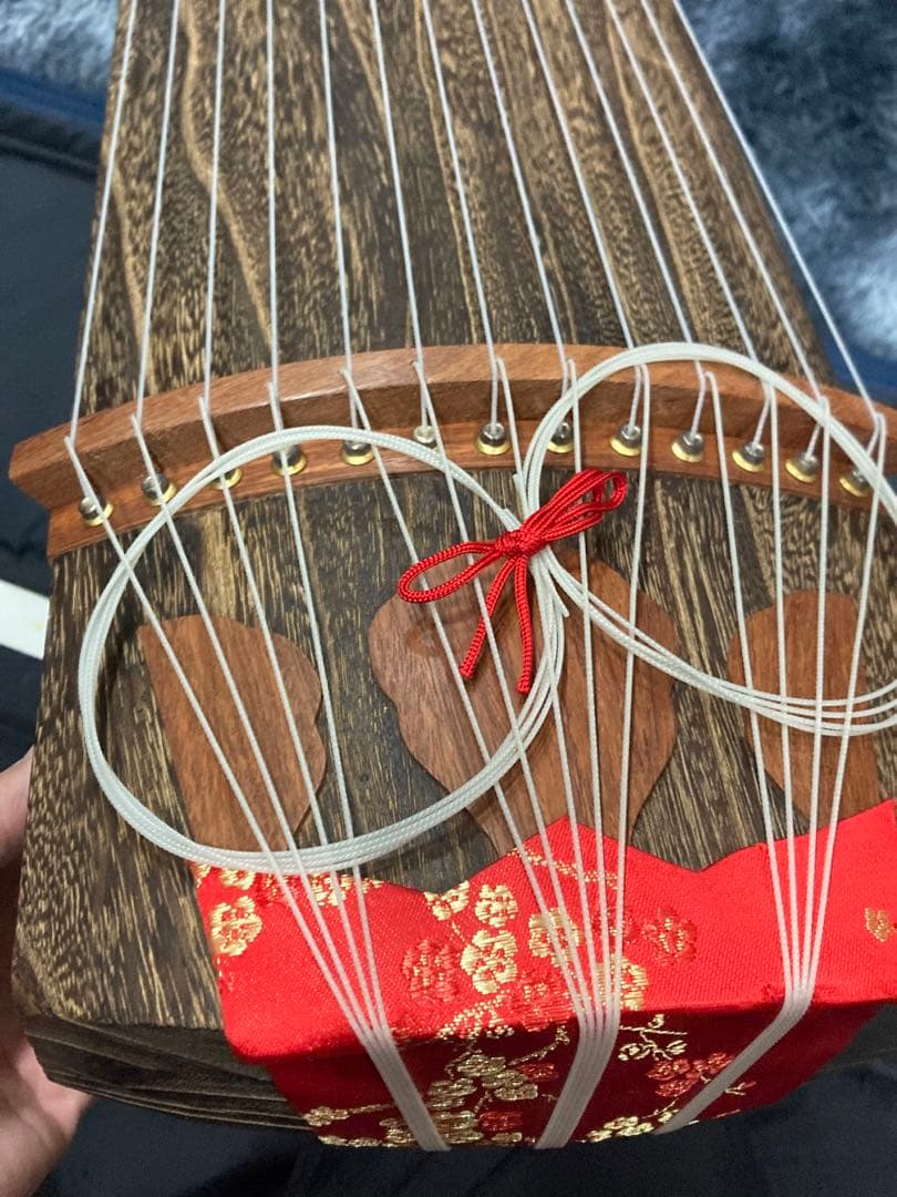 B）美品 ゼンオン 全音 文化箏 羽音 弦楽器 付属品 ソフトケース付き