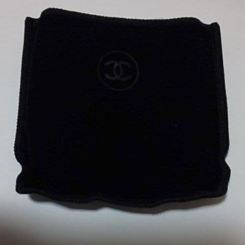 CHANEL シャネル レ キャトル オンブル 358 オー フィル ドゥ ロー