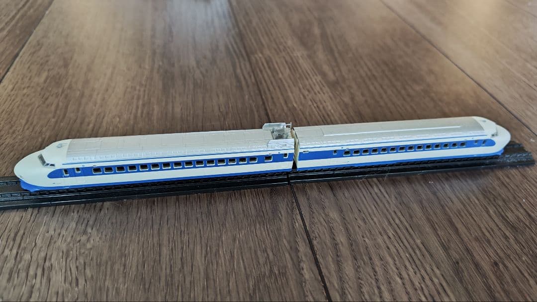 新幹線０系車両 Zゲージ模型（無動力）