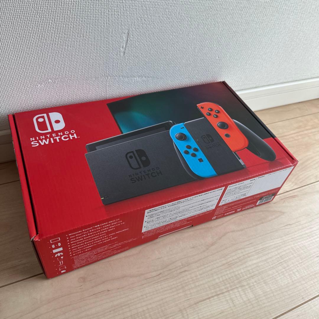 Nintendo Switch 本体 赤/青 ジョイコン付き　新品未開封