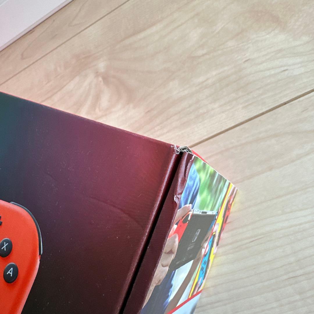 Nintendo Switch 本体 赤/青 ジョイコン付き　新品未開封