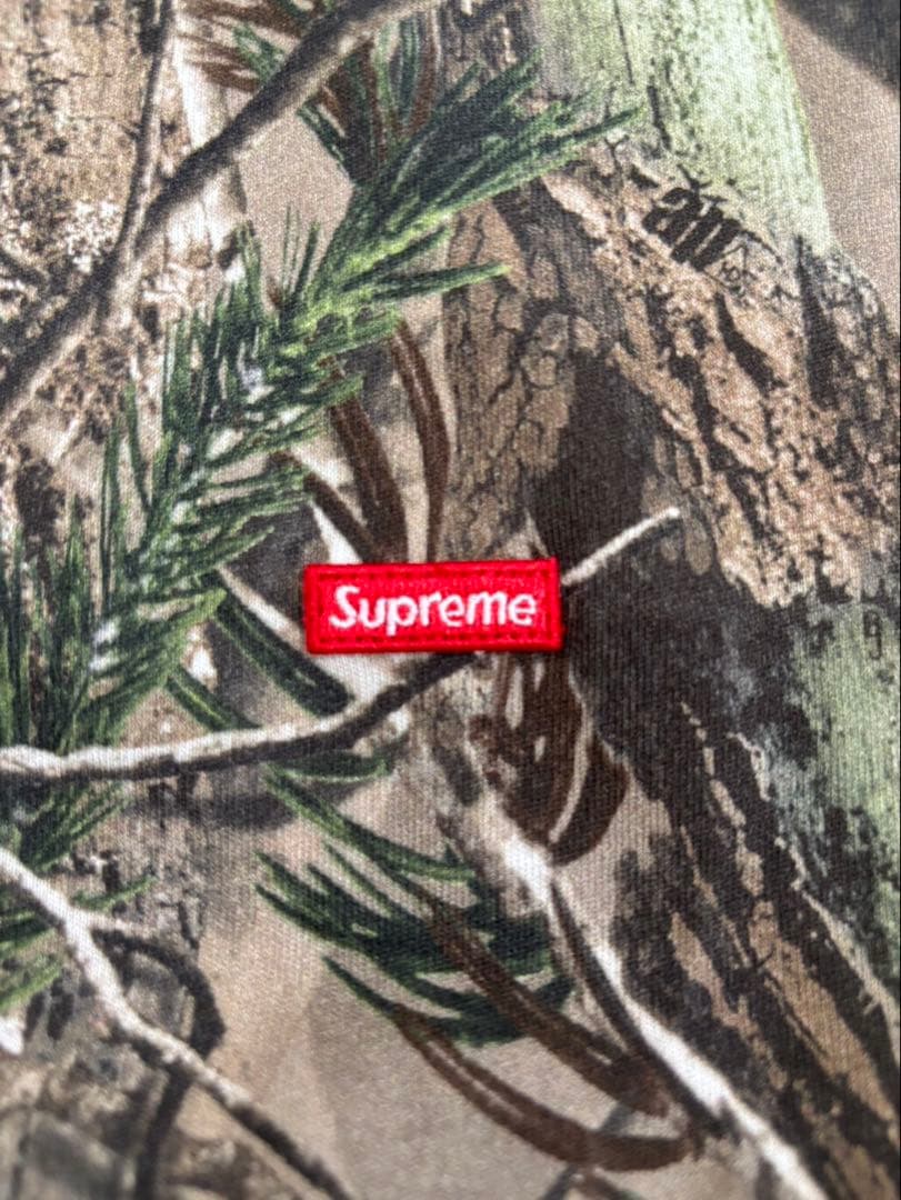 シュプリーム リアルツリー　スモールボックスロゴ　ロンT