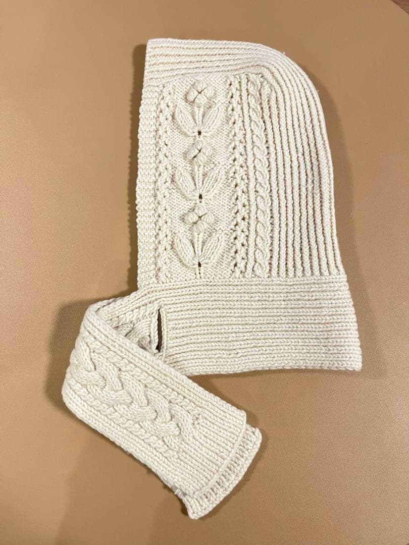 S*y様 yuki fujisawaアイボリー ケーブル編み フード付きスカーフ