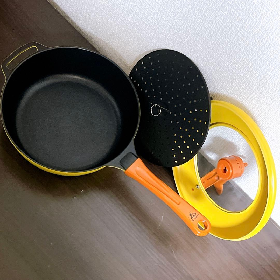 【新品未使用】平野レミの鍋　ドゥ！レミ・パン ※別売の蒸し台付き