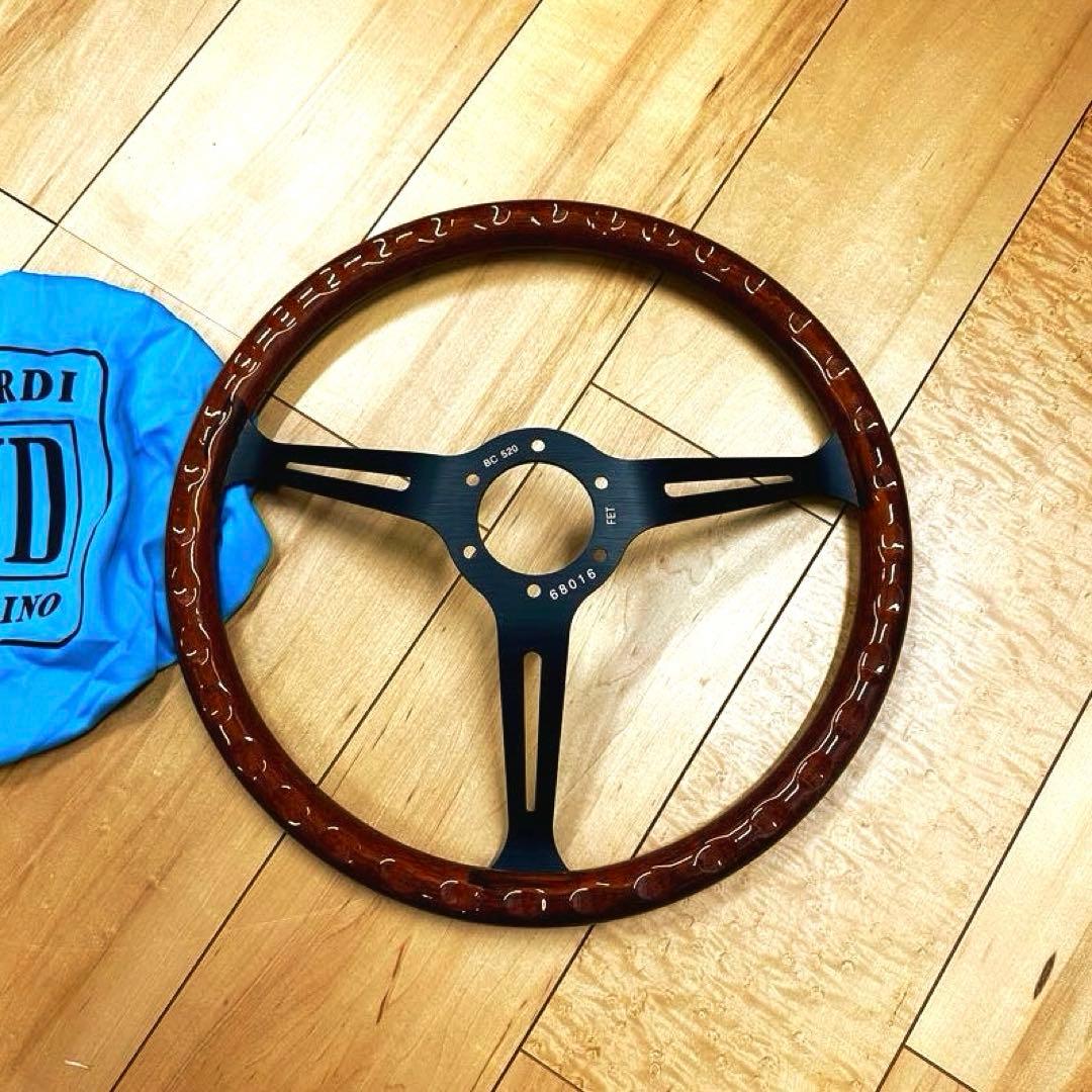 NARDI クラシック ステアリング R15