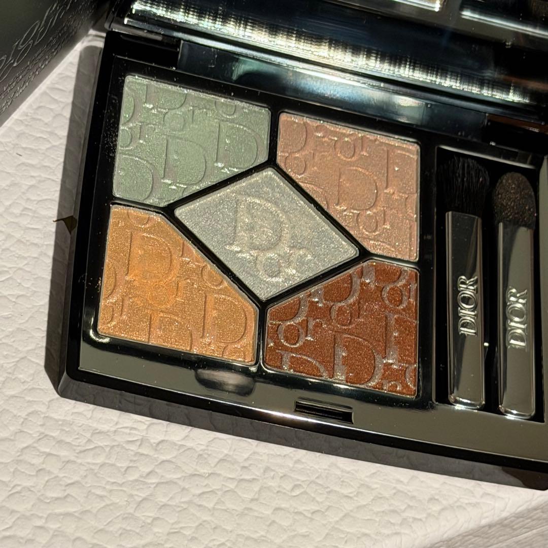 DIOR ディオールショウサンククルール 645 ミントバブルガム