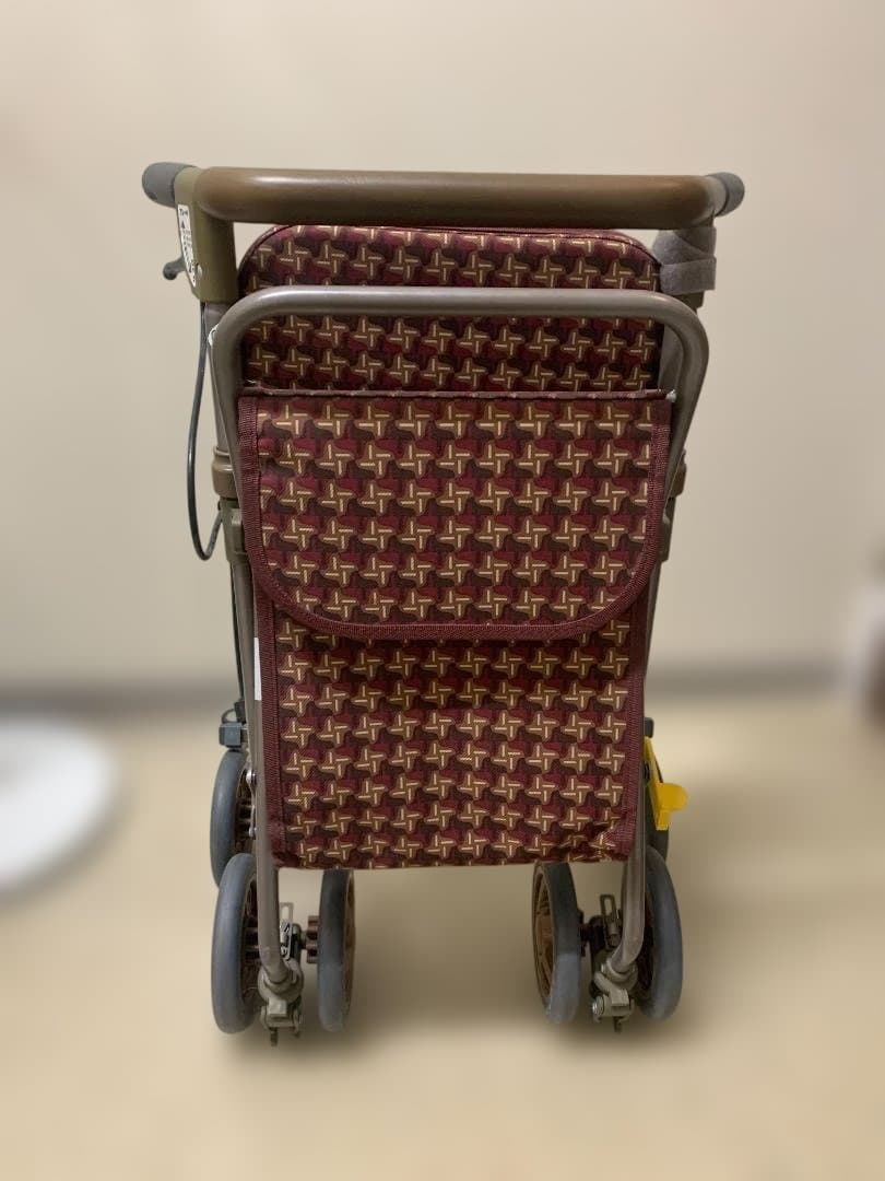 シルバーカー フォルテライト　茶色と赤のチェック柄