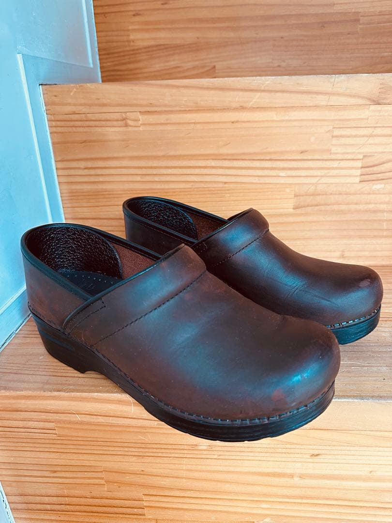 dansko PROFESSIONAL OILED 38(24〜24.5㎝)