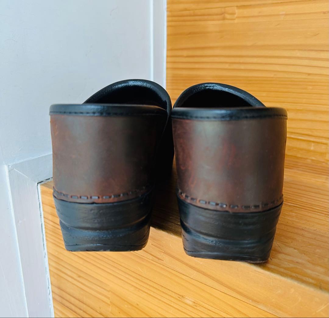 dansko PROFESSIONAL OILED 38(24〜24.5㎝)