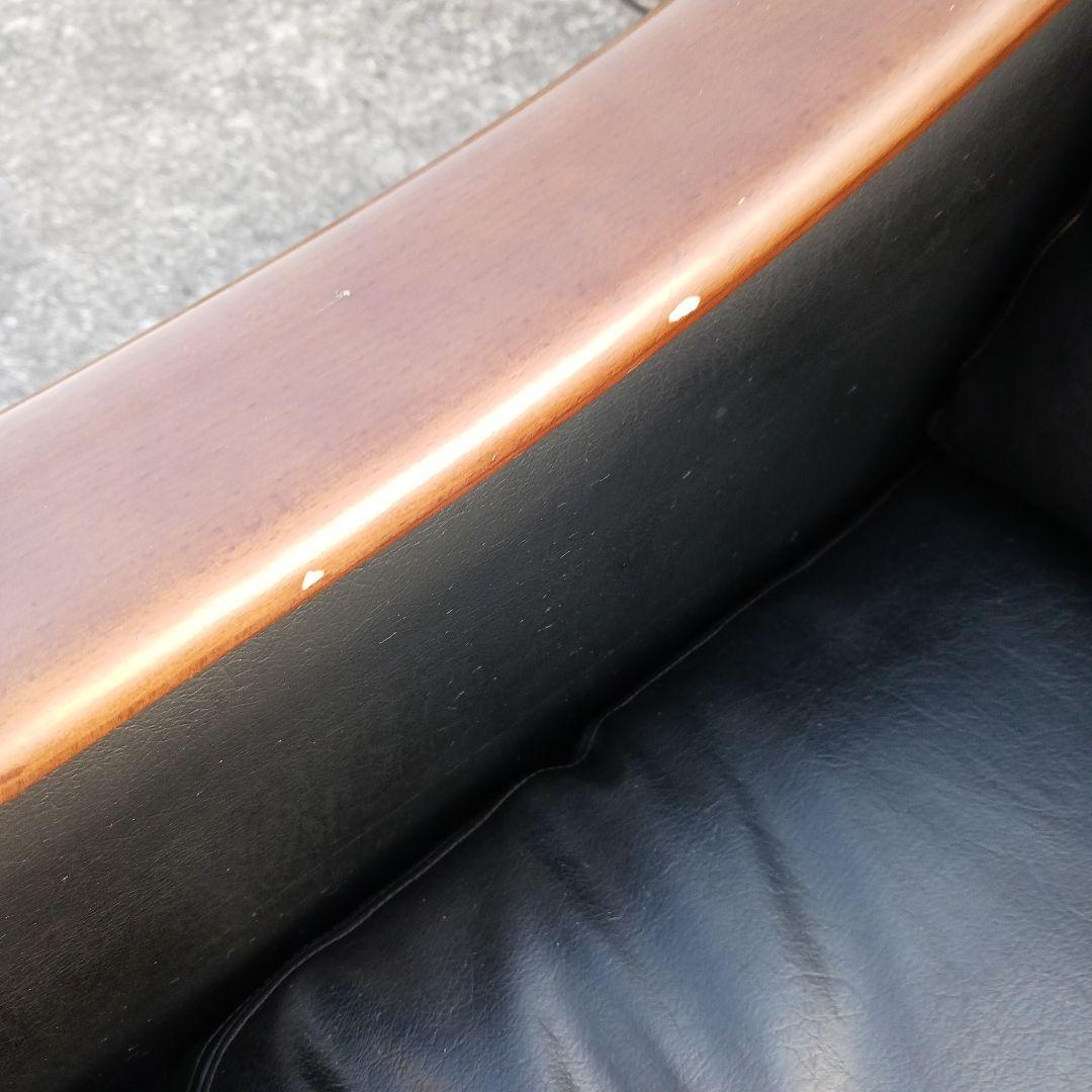 富士ファニチア　一人掛けソファー　①