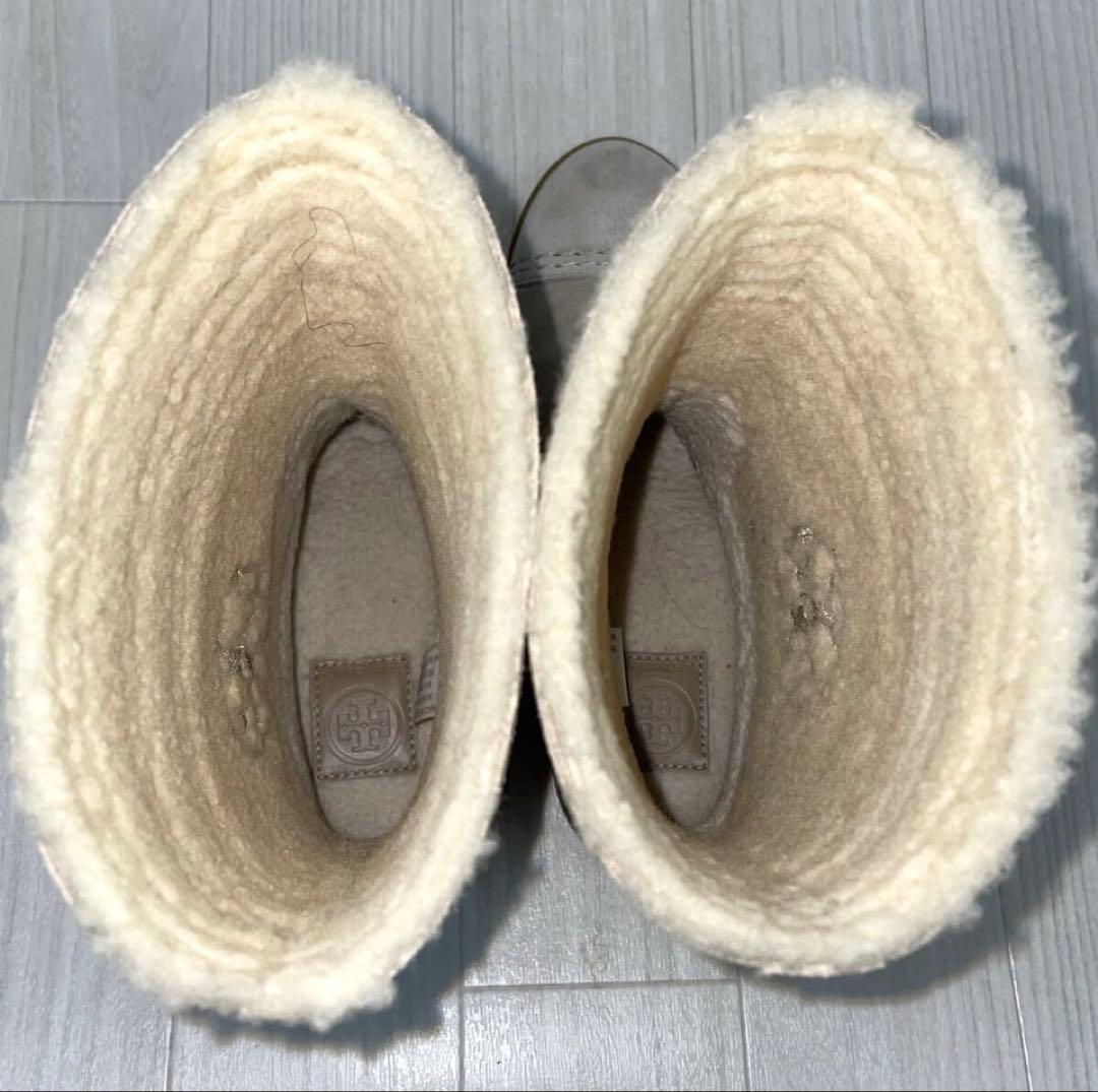 Tory Burch ムートンブーツ ベージュ
